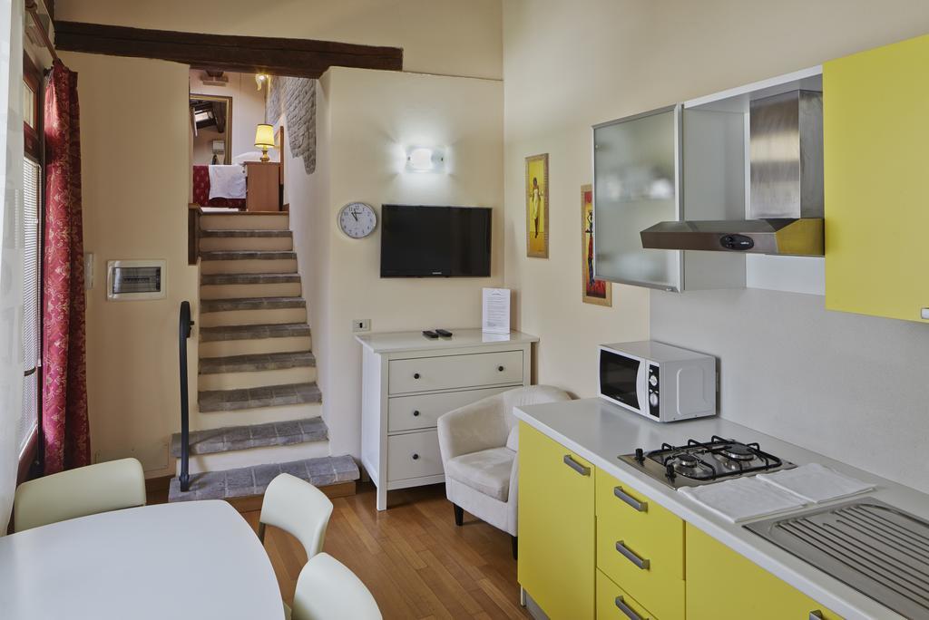Residence Cavour 63 Равенна Номер фото